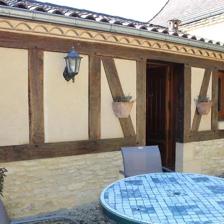 Proche De Sarlat Pour Des Tranquilles - Fr-1-616-25 Appartement *